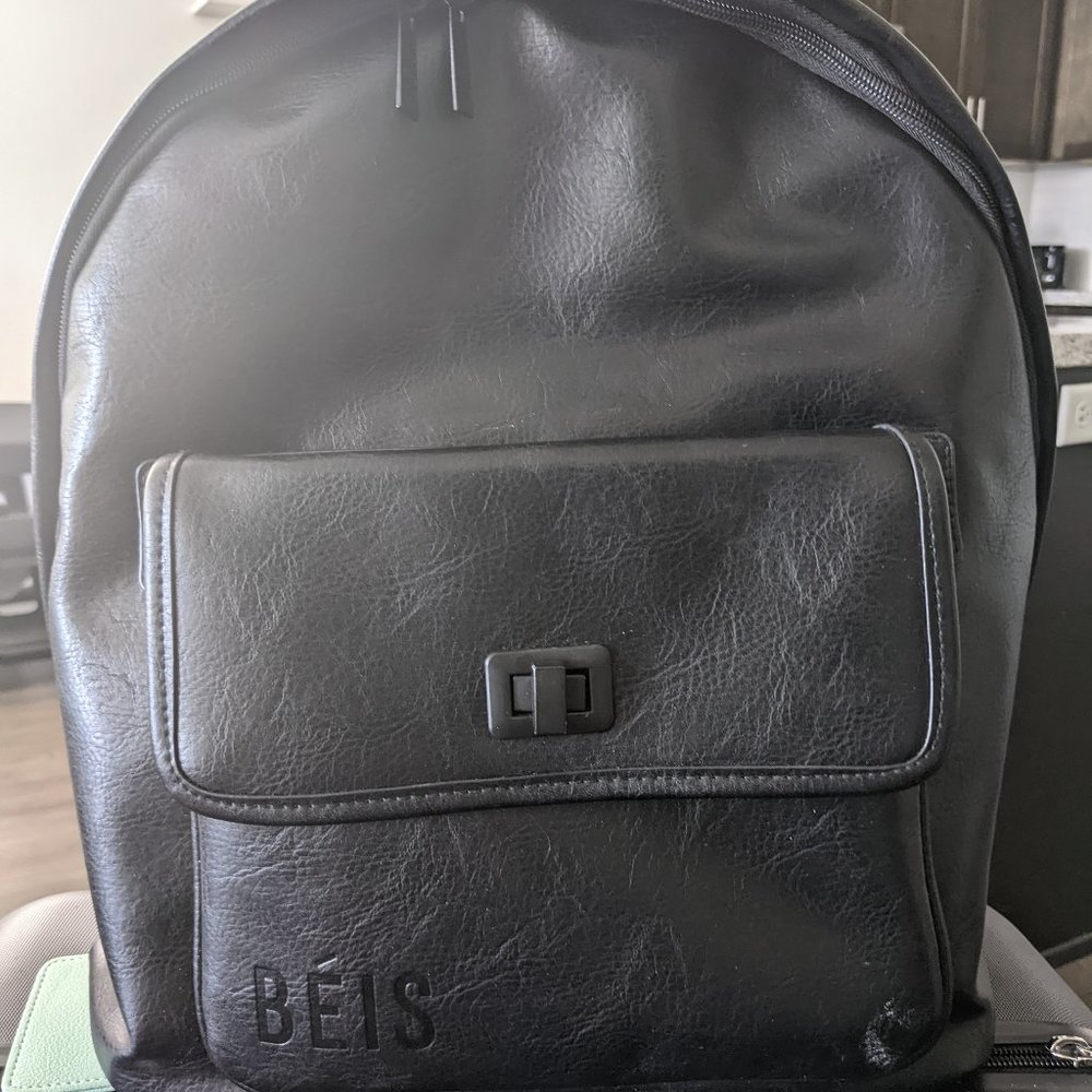 Beis 2-in-1 Travel/Laptop Backpack in Black